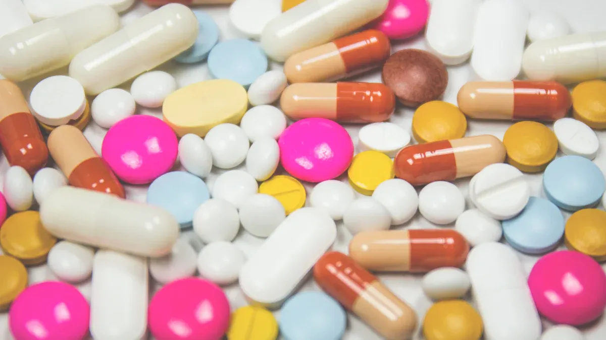 Fat-Soluble vs. Water-Soluble Vitamins