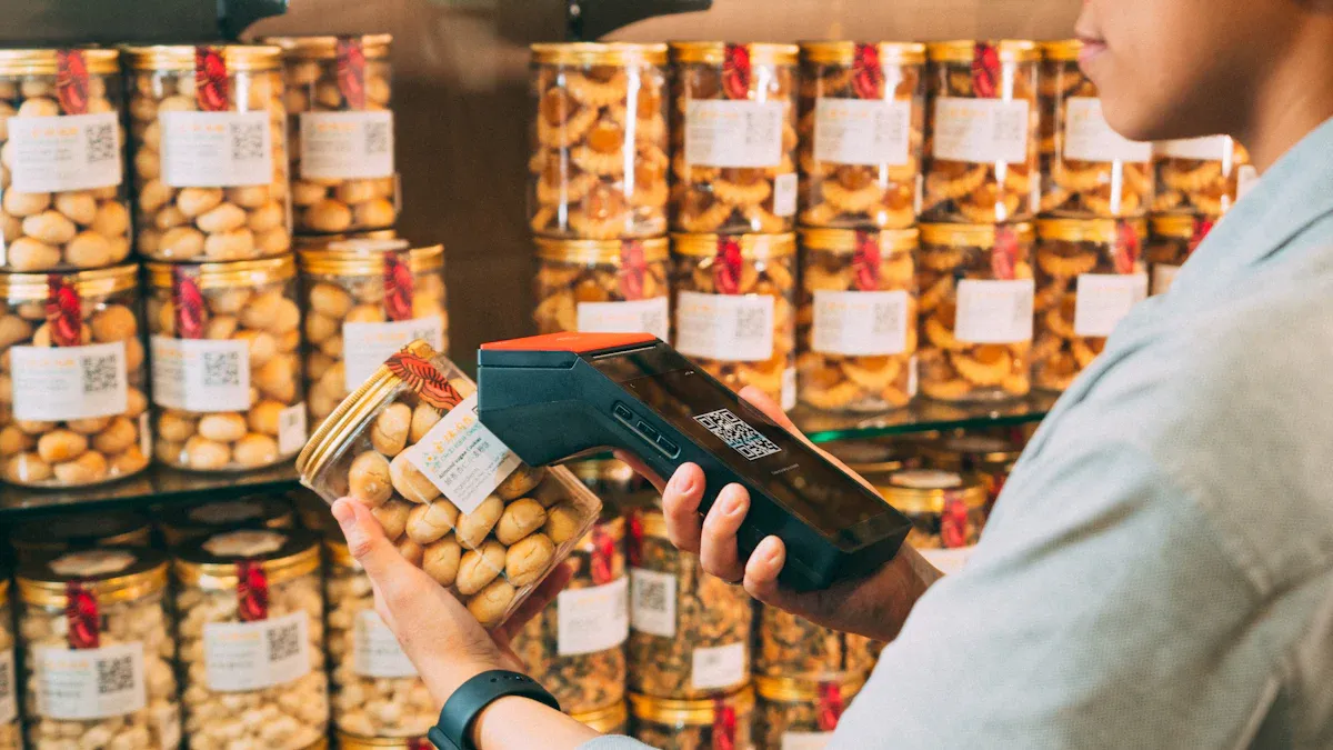 HOW TO USE QR CODES ON PACKAGING